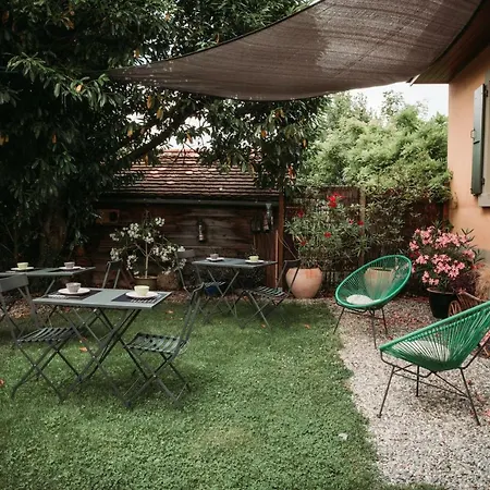 7e Art Bed and Breakfast 4*