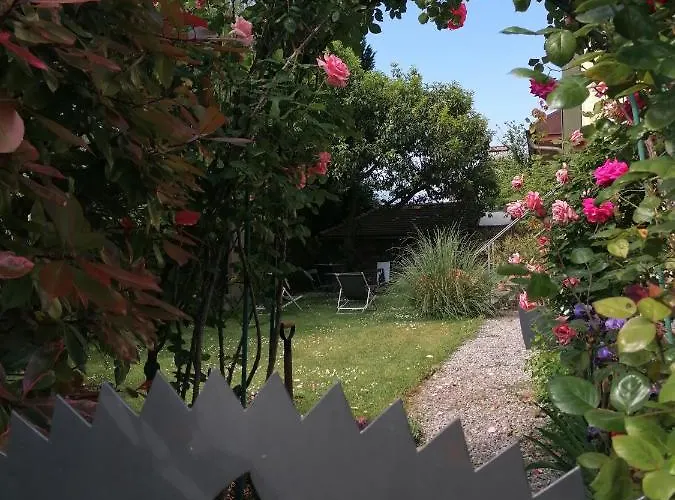 Bed & Breakfast 7e Art