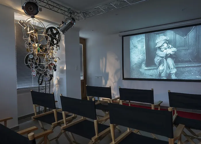 Bed & Breakfast 7e Art