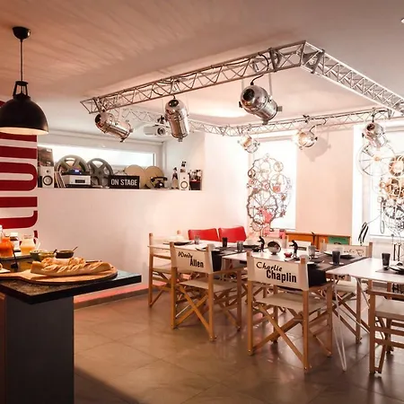 Bed & Breakfast 7e Art 4*
